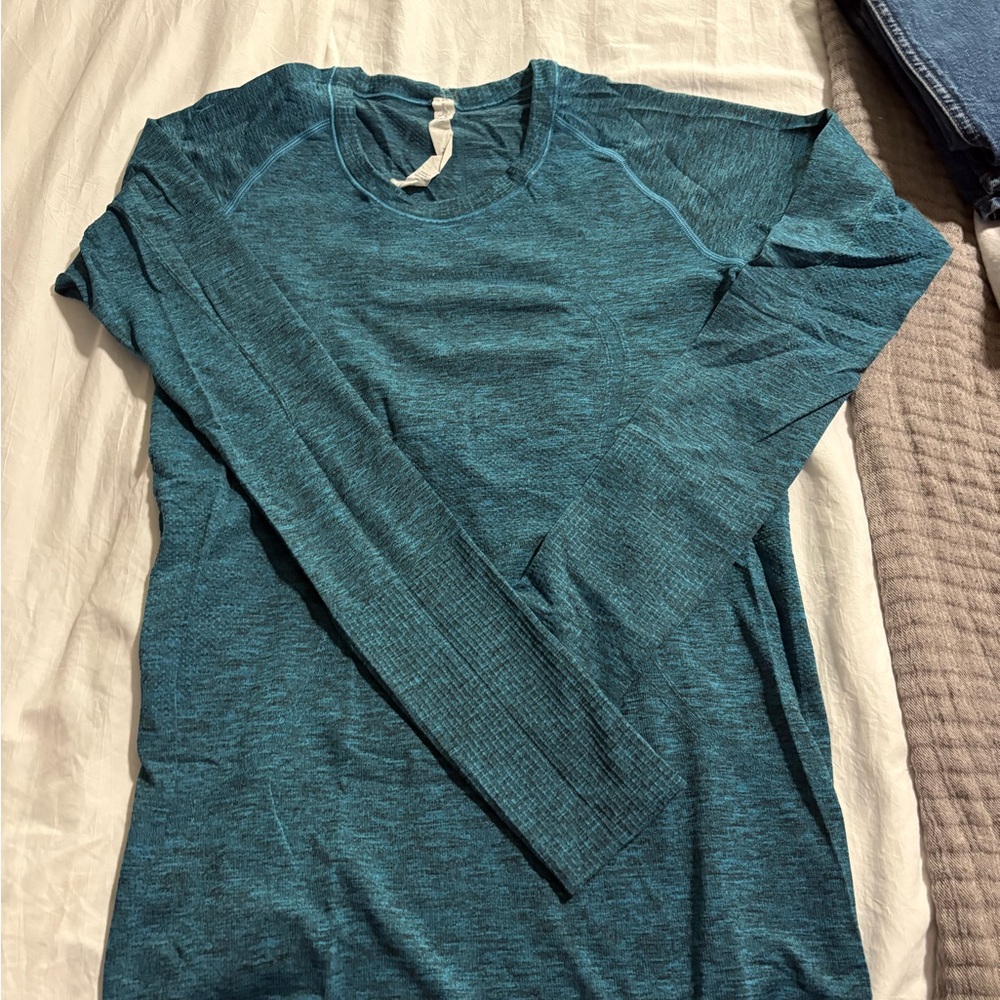 Lululemon Athletica Teal Top